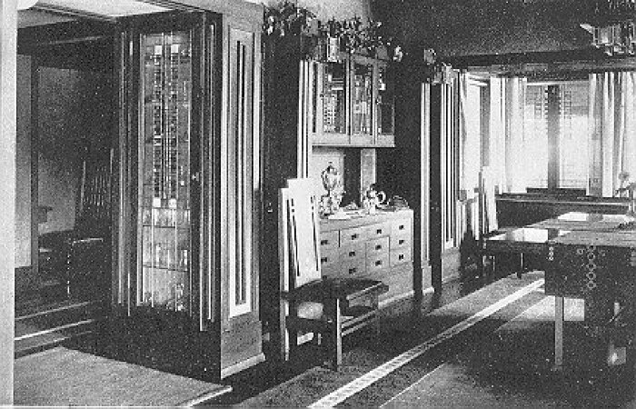 Interior, dining room
House for E. P. Irving
Frank Lloyd Wright, architect
Hermann V. von Holst, architect
Marion Mahony Griffin, associated architect
Decatur, Illinois