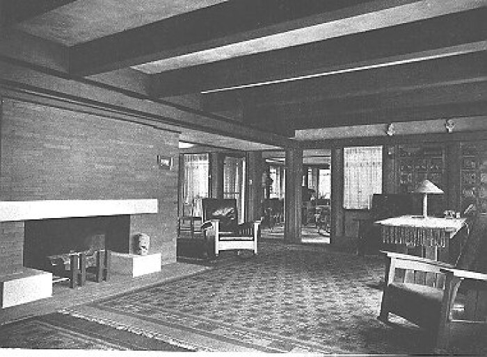 Interior, living room
House for Rule, Rock Glen development
Walter Burley Griffin and Marion Mahony Griffin
Mason City, Iowa