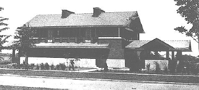 Exterior perspective
House for B. J. Ricker
Walter Burley Griffin and Marion Mahony Griffin,
architects
Grinnell, Iowa