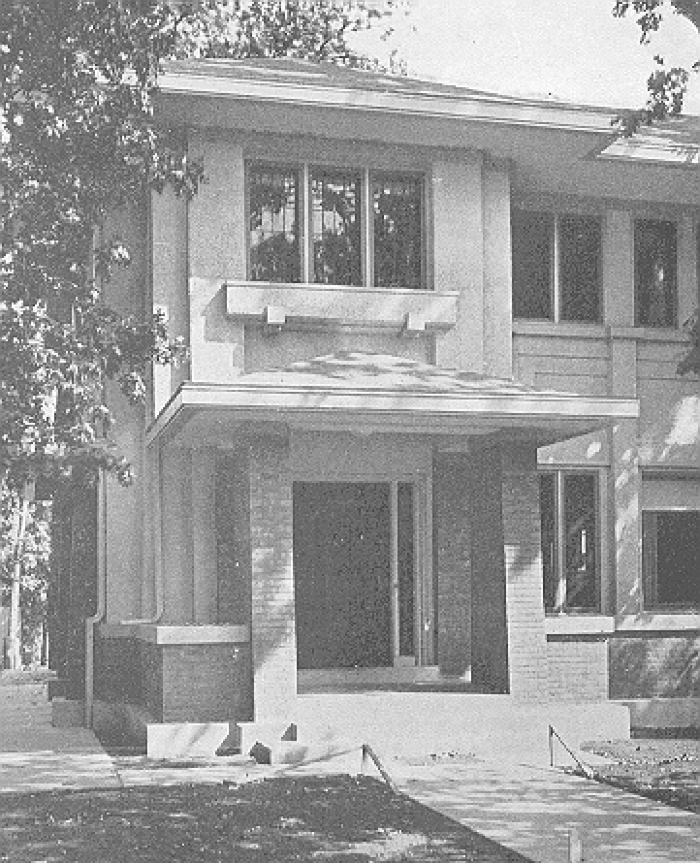 Front entrance
House for Dale Bumstead
Tallmadge and Watson, architects
Oak Park, Illinois