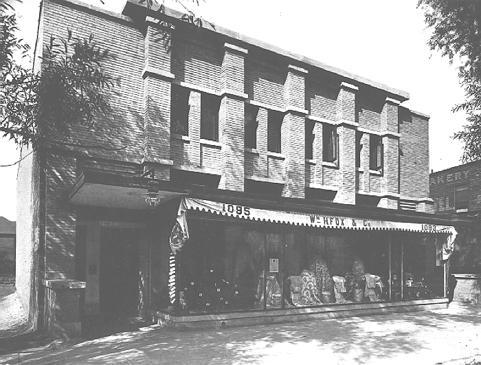 Exterior perspective, store front
Store and Apartment Building
Walter Burley Griffin and Marion Mahony Griffin,
architects
Chicago, Illinois