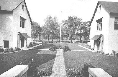 Exterior, courtyard
Roycemore School
Tallmadge and Watson, architects
Lawrence Buck, associated architect
Evanston, Illinois