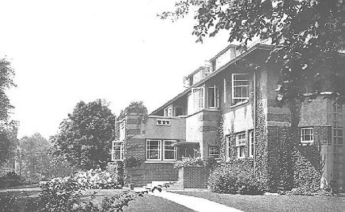 Exterior, front side view
Charles E. White, Jr. residence
Charles E. White, Jr., architect
Oak Park, Illinois