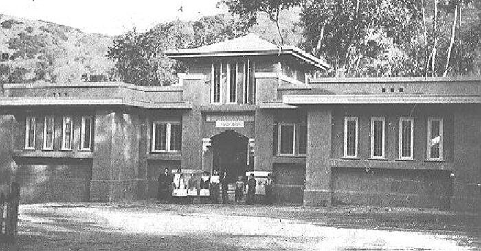 Exterior, front perspective view
Open Air School
F. D. Wolfe, architect
Hacienda, California